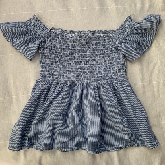 American eagle off the shoulder top - Picture 1 of 3